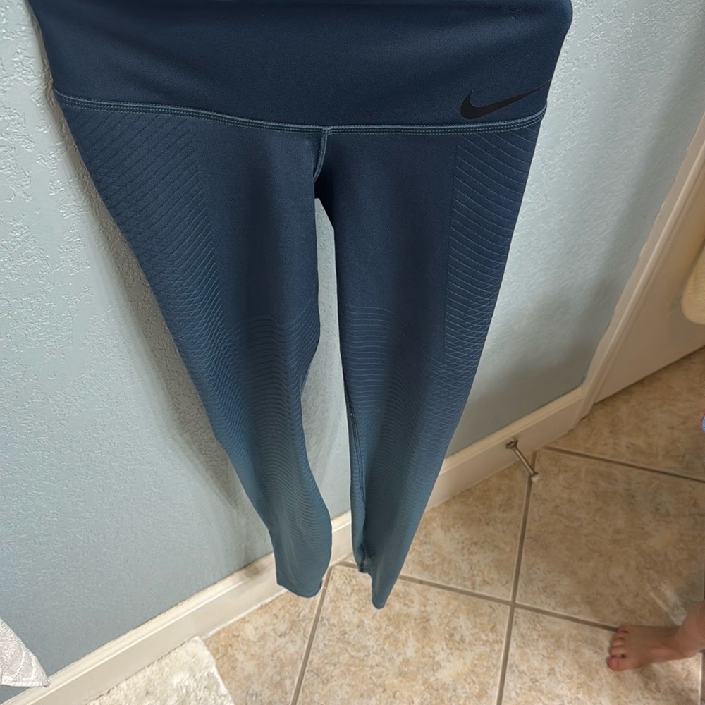 Nike Women's Blue Pants